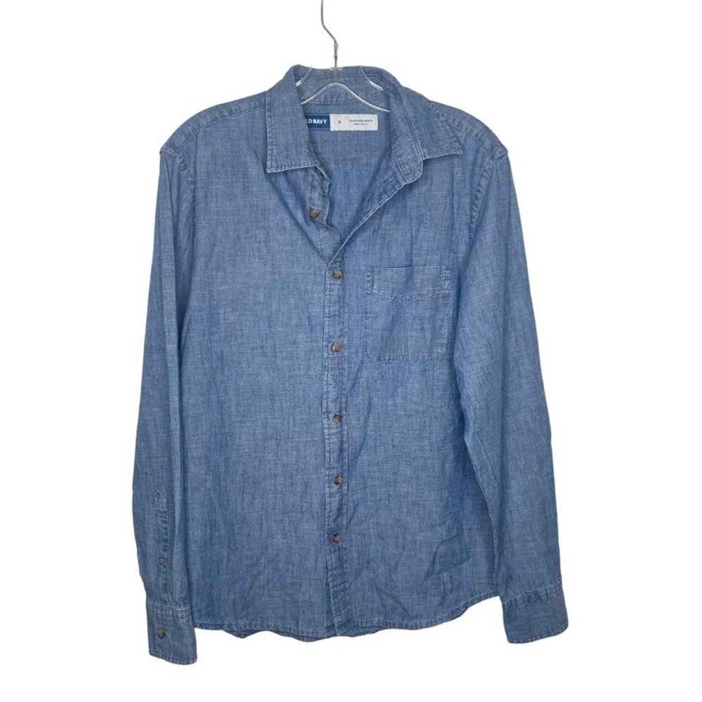 Old Navy Mens Small Blue Chambray Everyday Shirt Regular Fit Long Sleeve Cotton